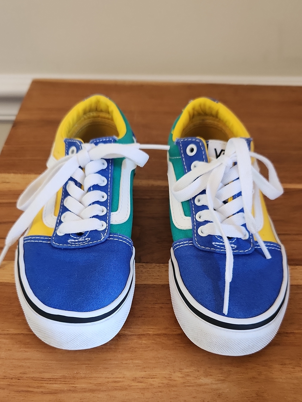 Van “Off the Wall” Sneakers Youth Sz 13.0 Multi Color